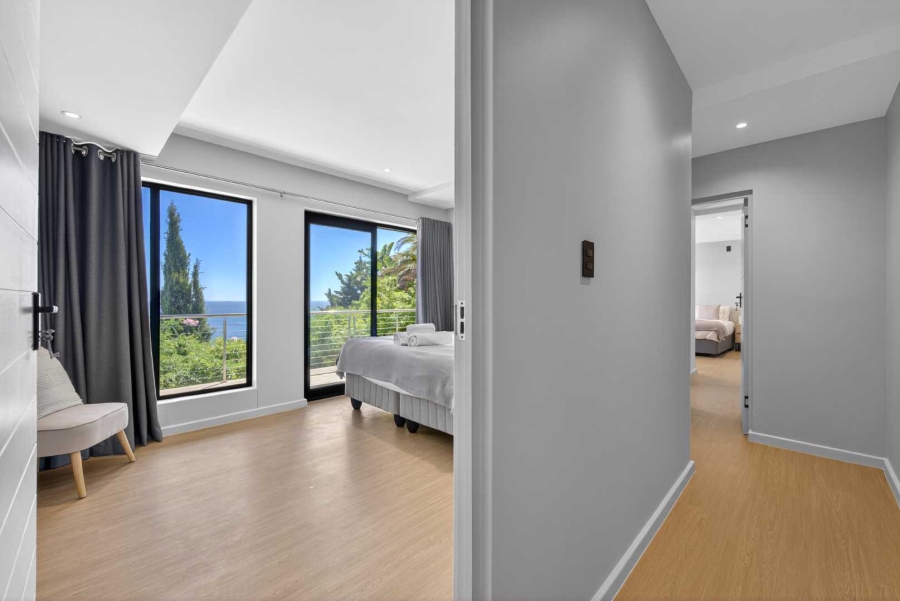 7 Bedroom Property for Sale in Camps Bay Western Cape